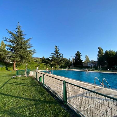 Preciosa Casa Lobos, Aislada E Independiente Otero de Herreros Extérieur photo